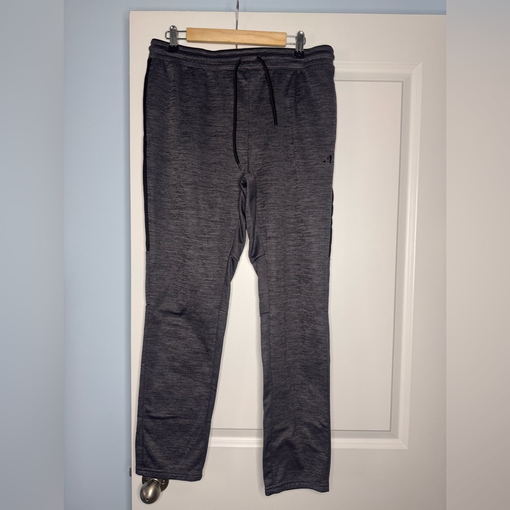 🍓6/$15🍓 Men’s Gray Large Sweatpants - Picture 3 of 4